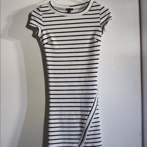 UK2LA Dresses - UK2LA B/W Striped Dress UK2LA Dresses - UK2LA B/W Striped Dress